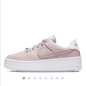 Nike Air Force 1 Sage Low